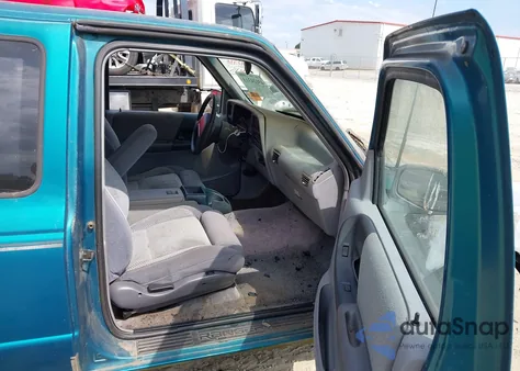 1994 Ford Ranger Super Cab z USA, uszkodzony, nr VIN 1FTCR14X7RPA93426